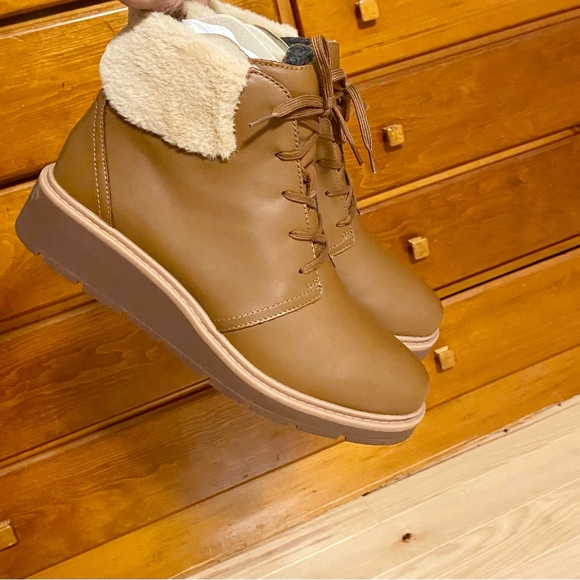 “Clark’s” Angel Boots Brand New never use - Picture 7 of 7